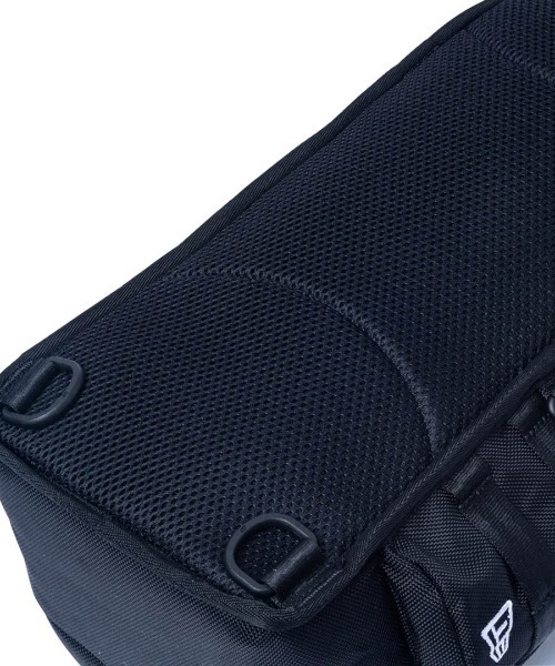 NEW ERA（ニューエラ）の「【NEW ERA】スリングボディバッグ 12L / ブラック [14521310]（ボディバッグ/ウエストポーチ・レディース・ブラック・フリー）」の12枚目の写真