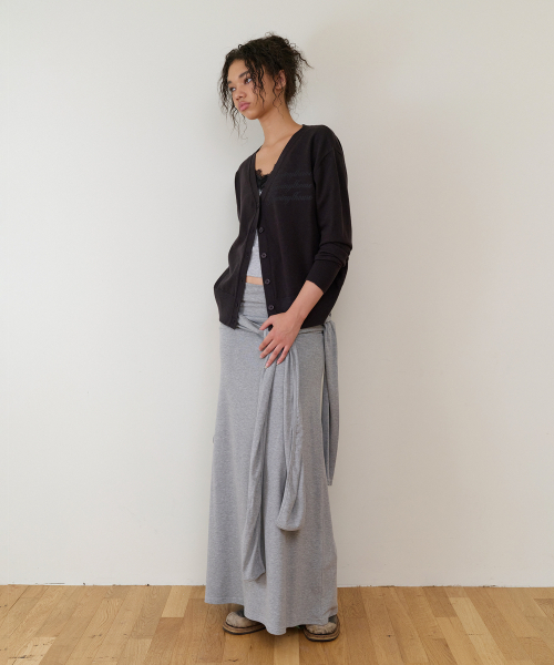 THEVINYLHOUSE(ザバイニルハウス)の「BASIC V NECK CARDIGAN(W) BLACK(カーディガン/ボレロ・レディース・その他・FREE)」の13枚目の写真
