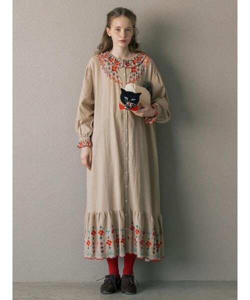 TSUHARU by Samansa Mos2(ツハルバイサマンサモスモス)の「【Embroidery collection】カラフル刺繍ワンピース【WEB限定 Sサイズ】(ワンピース・レディース・グリーン系その他/ベージュ/ブラック・M)」の4枚目の写真