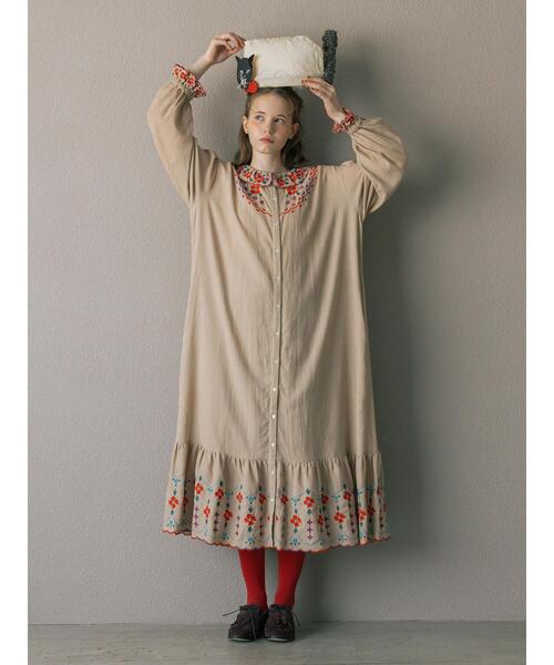 TSUHARU by Samansa Mos2(ツハルバイサマンサモスモス)の「【Embroidery collection】カラフル刺繍ワンピース【WEB限定 Sサイズ】(ワンピース・レディース・グリーン系その他/ベージュ/ブラック・M)」の5枚目の写真