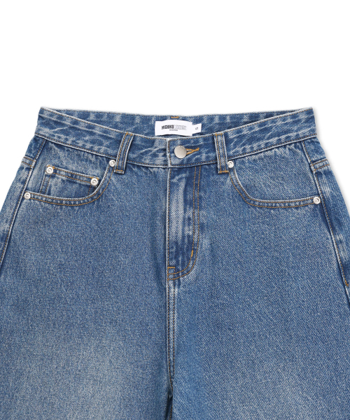 MICHIKO LONDON(ミチコ ロンドン)の「リラックスワイドデニム ミッドブルー(デニムパンツ・レディース・その他・SMALL/MEDIUM/LARGE)」の3枚目の写真