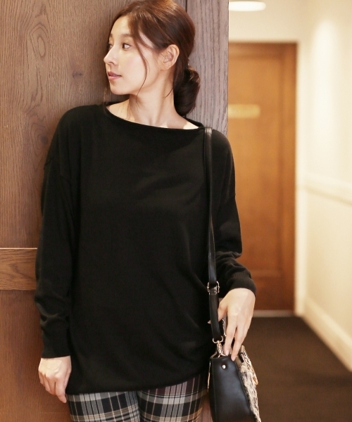 LEPSIM（レプシィム）の「【ご自宅で洗濯できる！】12GマシンウォッシャブルドレーププルオーバーLS　724735（ニット/セーター・レディース・カーキ/ベージュ/ブラック/グレー/ホワイト/ブラウン・FREE）」の3枚目の写真