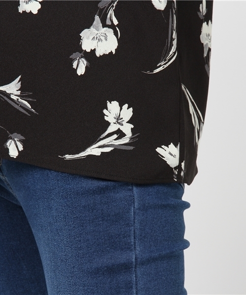 laboratory work（ラボラトリーワーク）の「二重織ツイル花柄プリントブラウス（シャツ/ブラウス・レディース・ブラック系その他/ホワイト系その他・MEDIUM）」の19枚目の写真