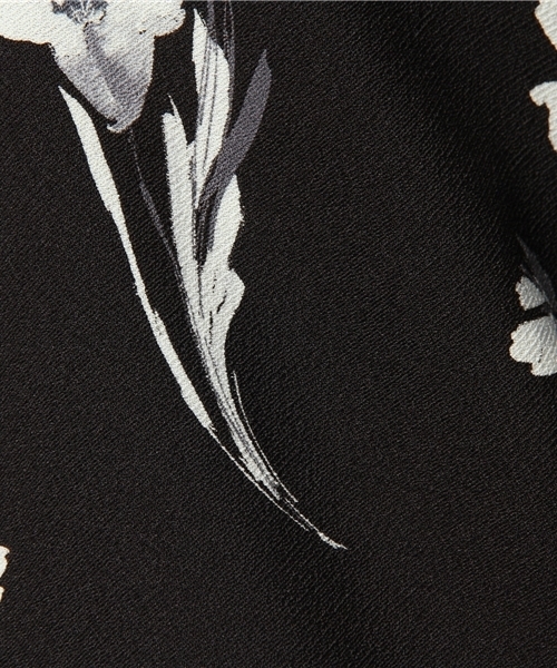 laboratory work（ラボラトリーワーク）の「二重織ツイル花柄プリントブラウス（シャツ/ブラウス・レディース・ブラック系その他/ホワイト系その他・MEDIUM）」の20枚目の写真