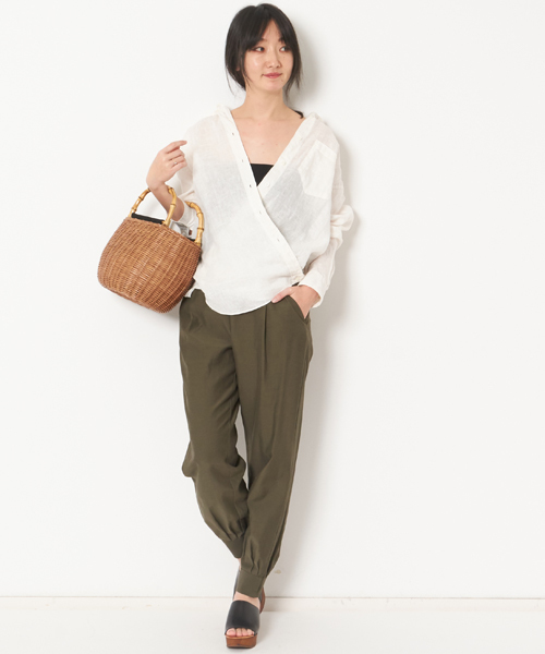 AMERICAN RAG CIE（アメリカンラグシー）の「AMERICAN RAG CIE　フレンチリネンカシュクールシャツ（シャツ/ブラウス・レディース・ホワイト/カーキ/レッド・FREE）」の13枚目の写真