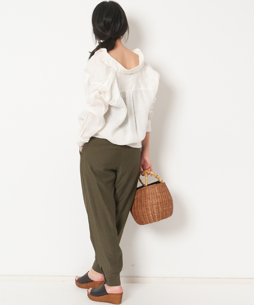 AMERICAN RAG CIE（アメリカンラグシー）の「AMERICAN RAG CIE　フレンチリネンカシュクールシャツ（シャツ/ブラウス・レディース・ホワイト/カーキ/レッド・FREE）」の12枚目の写真