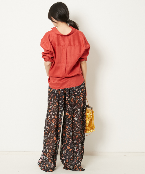 AMERICAN RAG CIE（アメリカンラグシー）の「AMERICAN RAG CIE　フレンチリネンカシュクールシャツ（シャツ/ブラウス・レディース・ホワイト/カーキ/レッド・FREE）」の5枚目の写真