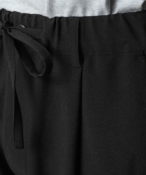 JOURNAL STANDARD（ジャーナルスタンダード）の「TR 1Pイージーワイドパンツ#（その他パンツ・メンズ・ブラック/グリーン系その他/グレー/ネイビー・LARGE/SMALL/MEDIUM）」の15枚目の写真