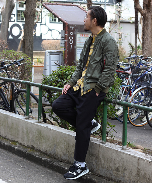 JOURNAL STANDARD（ジャーナルスタンダード）の「TR 1Pイージーワイドパンツ#（その他パンツ・メンズ・ブラック/グリーン系その他/グレー/ネイビー・LARGE/SMALL/MEDIUM）」の10枚目の写真