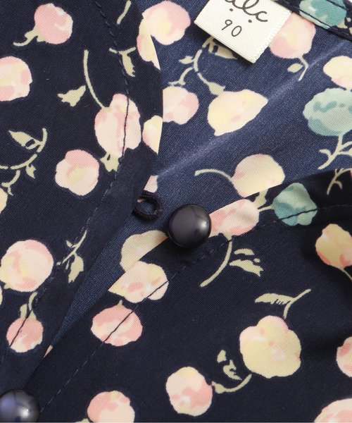 apres les cours（アプレレクール）の「5分袖花柄シャツワンピース（ワンピース・キッズ・ネイビー/オフホワイト・100/120/110/80/90/140/130）」の6枚目の写真