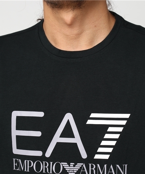 EMPORIO ARMANI EA7（エンポリオアルマーニイーエーセブン）の「【エンポリオ アルマーニ EA7】フロントロゴ ロングスリーブTシャツ（Tシャツ/カットソー・メンズ・ブラック/ホワイト・MEDIUM/SMALL/X-SMALL/XX-SMALL/LARGE）」の5枚目の写真