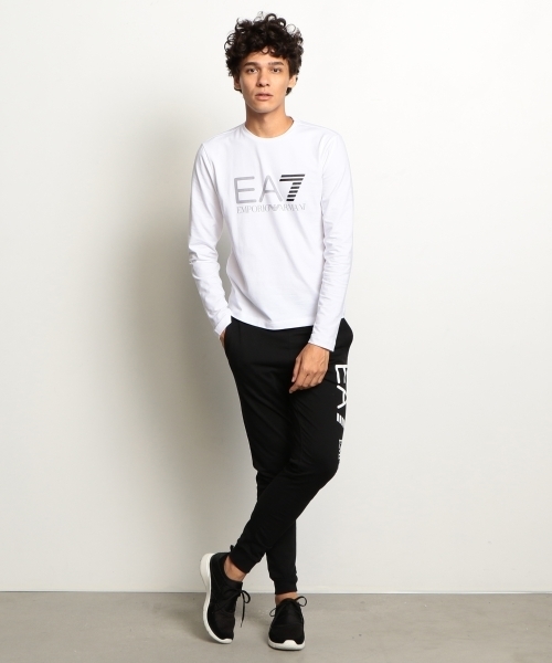 EMPORIO ARMANI EA7（エンポリオアルマーニイーエーセブン）の「【エンポリオ アルマーニ EA7】フロントロゴ ロングスリーブTシャツ（Tシャツ/カットソー・メンズ・ブラック/ホワイト・MEDIUM/SMALL/X-SMALL/XX-SMALL/LARGE）」の13枚目の写真