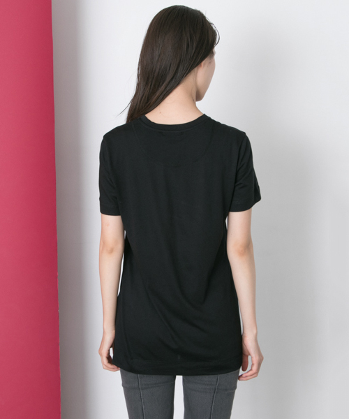BY MALENE BIRGER（バイマレーネビルガー）の「BY MALENE BIRGER T-SHIRT（Tシャツ/カットソー・レディース・ブラック/レッド系その他/ホワイト・SMALL/X-SMALL）」の16枚目の写真