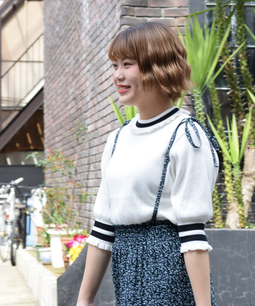 w closet(ダブルクローゼット)の「小花柄パイピングティアードスカート(スカート・レディース・オフホワイト/グリーン系その他/ネイビー・FREE)」の20枚目の写真