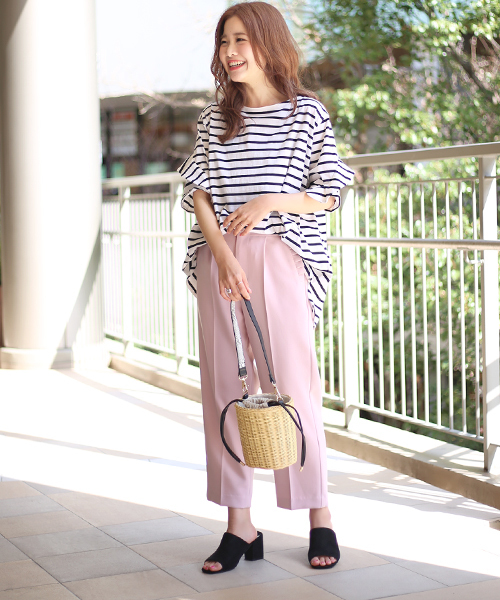 Bab Bou Jeloud（バブブージュルード）の「【WEB限定】ゆったりデコルテT◇袖フリルＴシャツ（Tシャツ/カットソー・レディース・ホワイト/ブラック/A/B・FREE）」の5枚目の写真