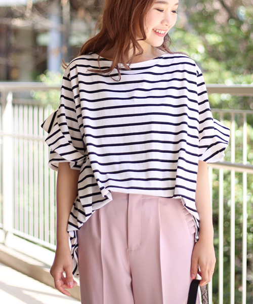 Bab Bou Jeloud（バブブージュルード）の「【WEB限定】ゆったりデコルテT◇袖フリルＴシャツ（Tシャツ/カットソー・レディース・ホワイト/ブラック/A/B・FREE）」の6枚目の写真