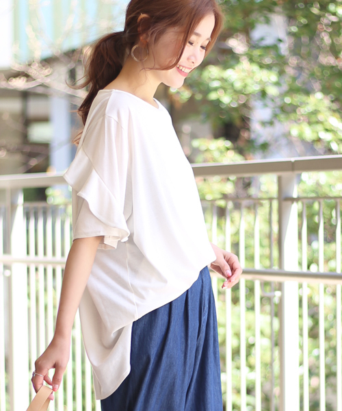 Bab Bou Jeloud（バブブージュルード）の「【WEB限定】ゆったりデコルテT◇袖フリルＴシャツ（Tシャツ/カットソー・レディース・ホワイト/ブラック/A/B・FREE）」の13枚目の写真