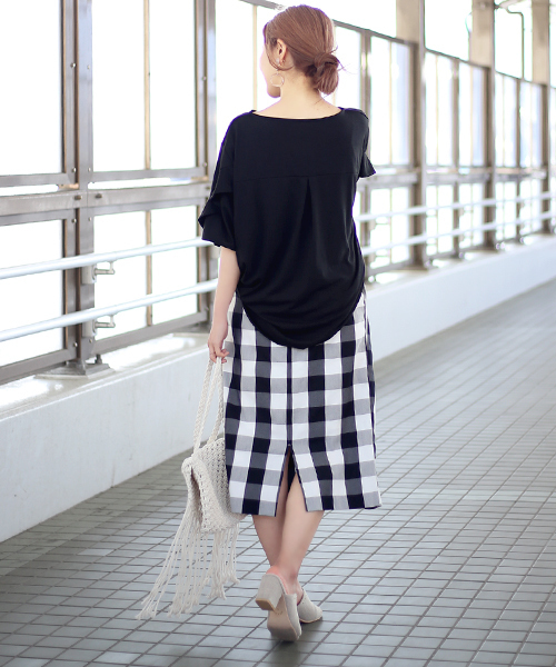 Bab Bou Jeloud（バブブージュルード）の「【WEB限定】ゆったりデコルテT◇袖フリルＴシャツ（Tシャツ/カットソー・レディース・ホワイト/ブラック/A/B・FREE）」の19枚目の写真