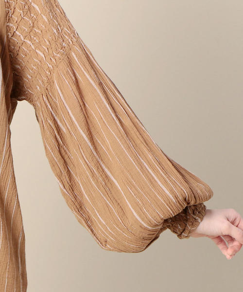 KIIRA（キーラ）の「＜KiiRA＞ストライプブラウス о（シャツ/ブラウス・レディース・ナチュラル/ダークブラウン・FREE）」の7枚目の写真