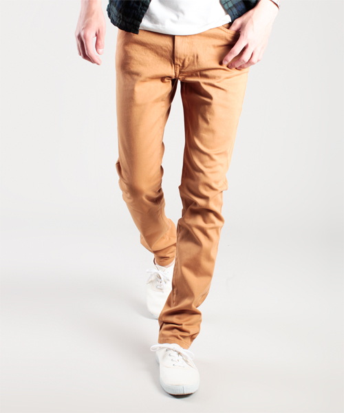 NANO universe（ナノユニバース）の「NU NARROW SKINNY チノ（チノパンツ・メンズ・ベージュ/オリーブ/イエロー/ピンク/ブルー/グレー/ブラック・SMALL/MEDIUM/LARGE/X-LARGE）」の21枚目の写真