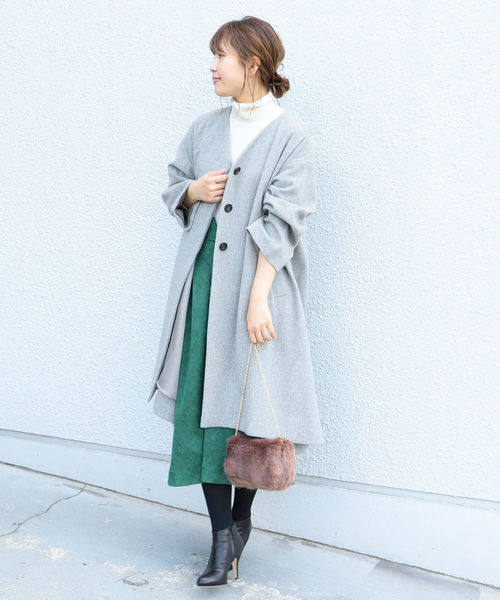 Khaju（カージュ）の「Khaju:Vネックフレアコート◇（その他アウター・レディース・グレー/オリーブ/キャメル・ONE SIZE）」の2枚目の写真