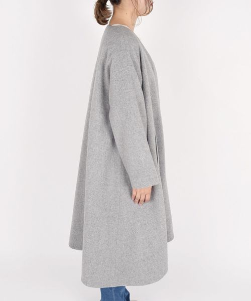 Khaju（カージュ）の「Khaju:Vネックフレアコート◇（その他アウター・レディース・グレー/オリーブ/キャメル・ONE SIZE）」の8枚目の写真