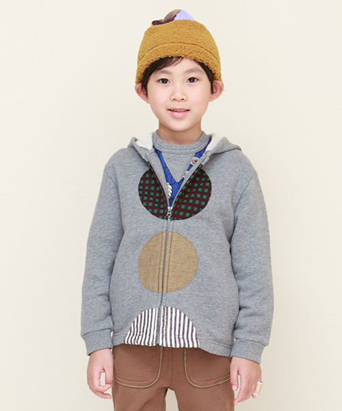 RAGMART(ラグマート)の「パッチワークジップパーカー(パーカー・キッズ・ブルー/グレー・130cm/120cm/100cm/110cm)」の2枚目の写真