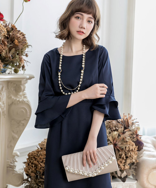 DRESS STAR(ドレス スター)の「パールビジューラディアルサテンプリーツクラッチバッグ(クラッチバッグ・レディース・ナチュラル/ブラック/ピンク/ワインレッド・フリー)」の9枚目の写真