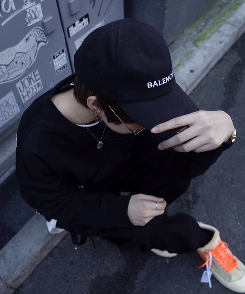 rovtski（ロフトスキー）の「【ビッグシルエット】ASSIST WORK CR SW POCKET（スウェット・レディース・ブラック/ベージュ・MEDIUM/LARGE）」の9枚目の写真