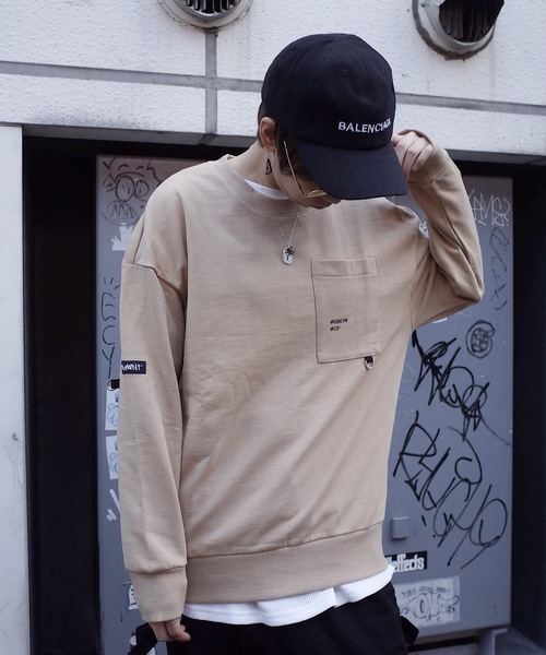 rovtski（ロフトスキー）の「【ビッグシルエット】ASSIST WORK CR SW POCKET（スウェット・レディース・ブラック/ベージュ・MEDIUM/LARGE）」の7枚目の写真