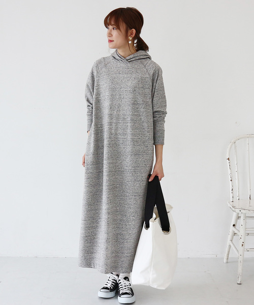 AMERICAN HOLIC(アメリカンホリック)の「ミニ裏毛マキシワンピース(ワンピース・レディース・オートミール/LT.Gray/チャコールグレー・FREE)」の1枚目の写真