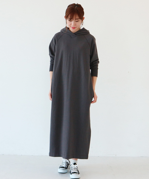 AMERICAN HOLIC(アメリカンホリック)の「ミニ裏毛マキシワンピース(ワンピース・レディース・オートミール/LT.Gray/チャコールグレー・FREE)」の2枚目の写真