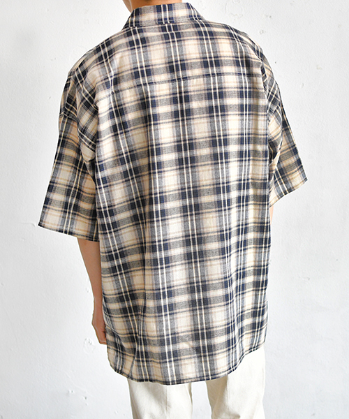 PairPair（ペアペア）の「チェック柄ビッグシルエットシャツ（シャツ/ブラウス・メンズ・ネイビー/アイボリー・FREE）」の6枚目の写真