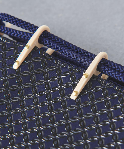 UNITED ARROWS（ユナイテッドアローズ）の「＜印傳屋＞ 合切袋 輪繋ぎ◆（その他小物・メンズ・レッド/ブラック/ネイビー・FREE）」の22枚目の写真