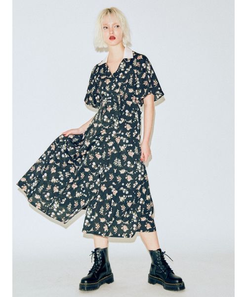 jouetie(ジュエティ)の「ノーカラーダブルボタンワンピース(ワンピース・レディース・その他1/その他2/ブラック・MEDIUM)」の1枚目の写真