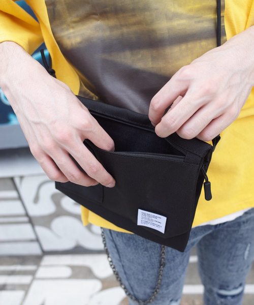 rovtski（ロフトスキー）の「THE BAG CLUB SAQOSH/クラブサコッシュ（ショルダーバッグ・メンズ・ブラック/レッド/ブルー・FREE）」の19枚目の写真