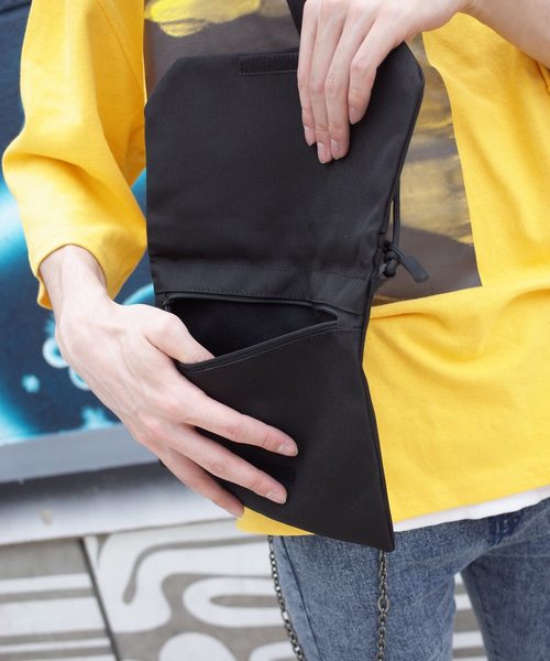 rovtski（ロフトスキー）の「THE BAG CLUB SAQOSH/クラブサコッシュ（ショルダーバッグ・メンズ・ブラック/レッド/ブルー・FREE）」の16枚目の写真