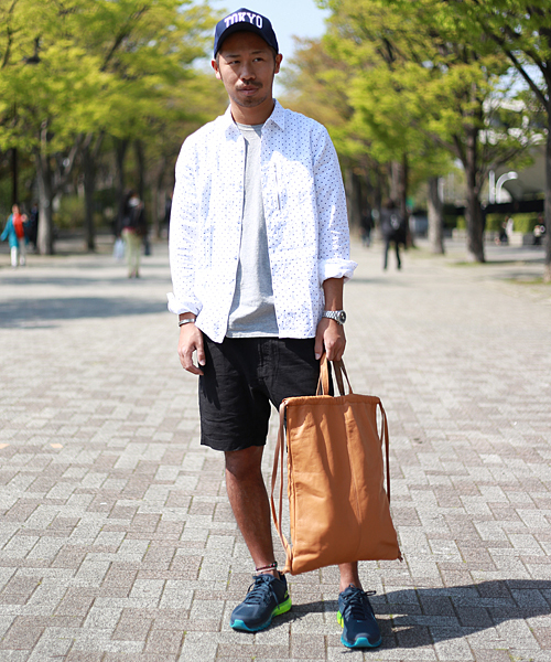 And A（アンドエー）の「レザーナップサック（バックパック/リュック・メンズ・ブラック/キャメル・FREE）」の14枚目の写真