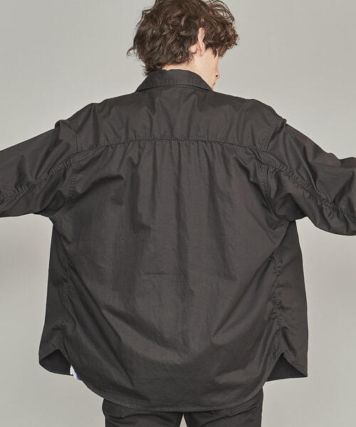 BEAUTY&YOUTH UNITED ARROWS(ビューティーアンドユースユナイテッドアローズ)の「BY ブロークンツイル シャーリング オーバーサイズ シャツ(シャツ/ブラウス・メンズ・ブラック/オリーブ/マスタード・S/M/L/XL)」の6枚目の写真