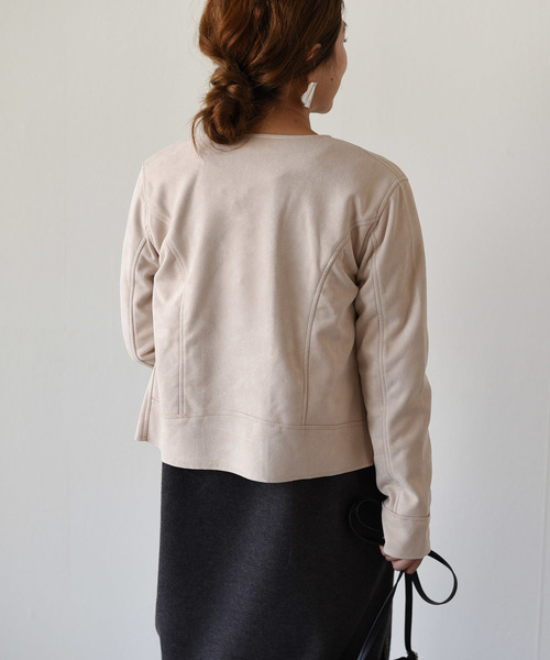 k*（ケイ）の「パステルカラースエードポンチライダースジャケット（ライダースジャケット・レディース・ライトグレー/ピンク/アイボリー・M）」の14枚目の写真