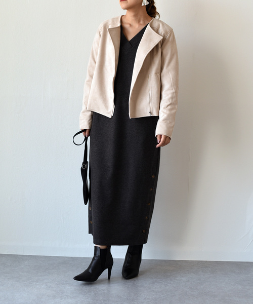 k*（ケイ）の「パステルカラースエードポンチライダースジャケット（ライダースジャケット・レディース・ライトグレー/ピンク/アイボリー・M）」の17枚目の写真