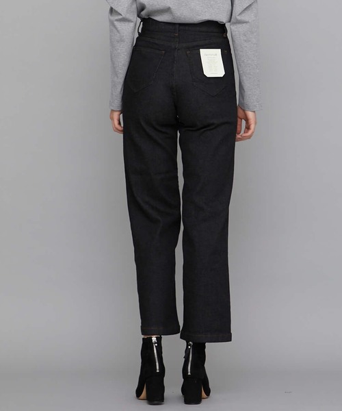 FACTOTUM（ファクトタム）の「【FACTOTUM(ファクトタム)】《STUDIOUS別注》ストレートデニムパンツ（デニムパンツ・レディース・ブルー/ブラック/ホワイト・38/36/34）」の16枚目の写真