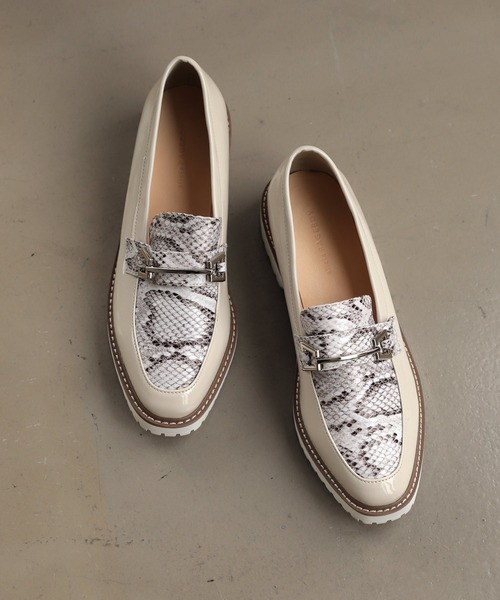 PAGEBOY（ページボーイ）の「モードローファー（ローファー・レディース・ブラック/ダークブラウン/ホワイト系その他・MEDIUM/LARGE）」の2枚目の写真