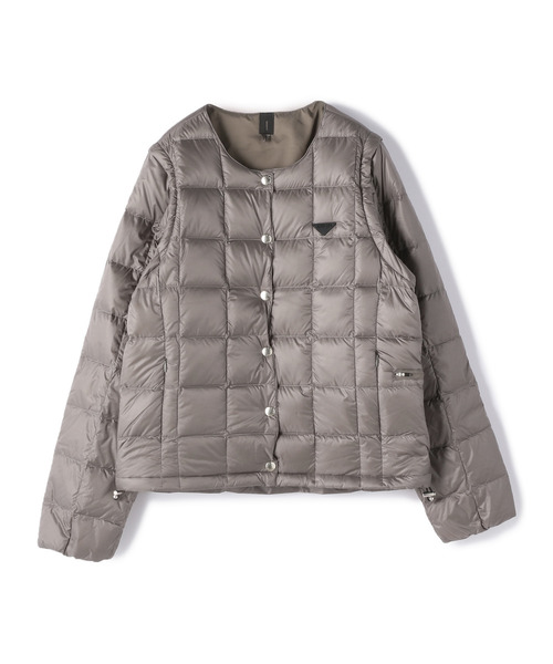 TAION（タイオン）の「TAION EXTRA / クルーネックインナーダウンセット WOMENS（ダウンジャケット/コート・レディース・グレー/カーキ/オリーブ/ホワイト/ブラック/ネイビー/ピンク/オレンジ・X-LARGE/SMALL/MEDIUM/LARGE）」の4枚目の写真