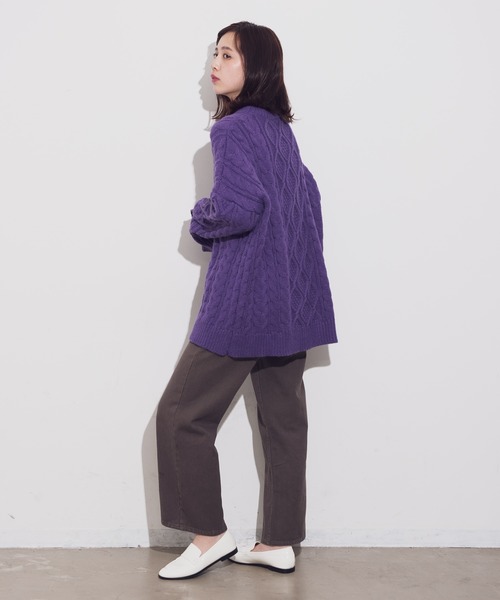 Aunt Marie's(アントマリーズ)の「AUNT MARIE'S クルーネックケーブルニット(ニット/セーター・レディース・チャコールグレー/パープル/ブラウン/ナチュラル・FREE)」の18枚目の写真