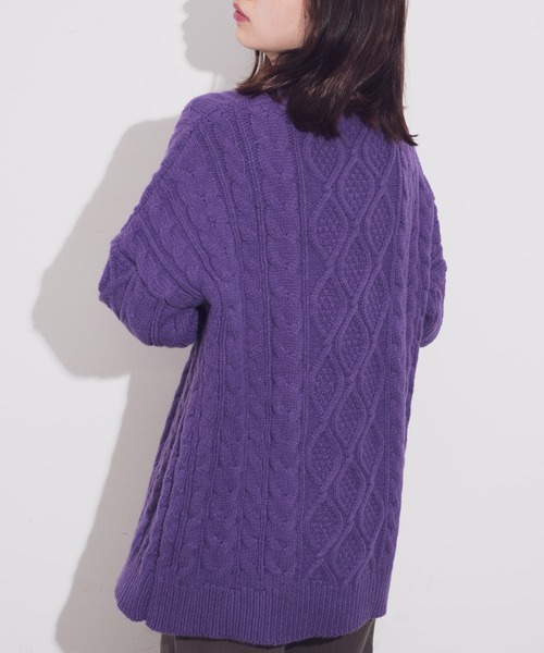 Aunt Marie's(アントマリーズ)の「AUNT MARIE'S クルーネックケーブルニット(ニット/セーター・レディース・チャコールグレー/パープル/ブラウン/ナチュラル・FREE)」の21枚目の写真