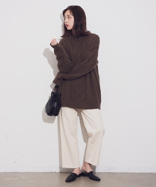 Aunt Marie's(アントマリーズ)の「AUNT MARIE'S クルーネックケーブルニット(ニット/セーター・レディース・チャコールグレー/パープル/ブラウン/ナチュラル・FREE)」の13枚目の写真