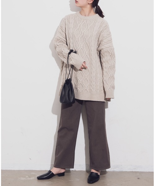 Aunt Marie's(アントマリーズ)の「AUNT MARIE'S クルーネックケーブルニット(ニット/セーター・レディース・チャコールグレー/パープル/ブラウン/ナチュラル・FREE)」の12枚目の写真