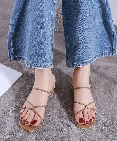 Futier land（フューティアランド）の「スクエアトゥストラップフラットサンダル（サンダル・レディース・ホワイト/ブラウン/ミント/イエロー/ブルー/ブラック・40/38/39/36/37）」の7枚目の写真