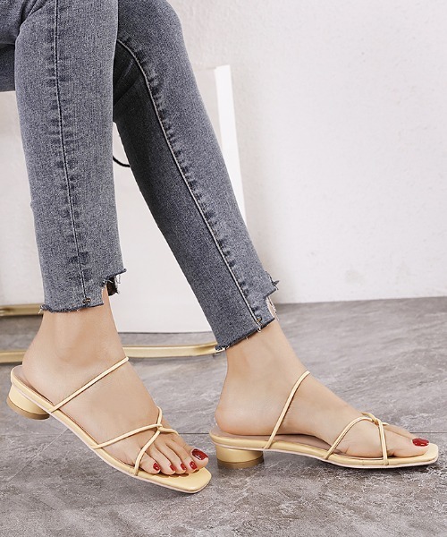 Futier land（フューティアランド）の「スクエアトゥストラップフラットサンダル（サンダル・レディース・ホワイト/ブラウン/ミント/イエロー/ブルー/ブラック・40/38/39/36/37）」の18枚目の写真